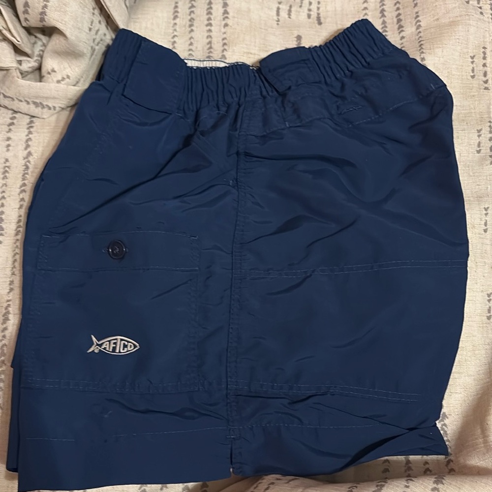 Men’s AFTCO “fishing” shorts size 32